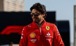 Ferrari, le prime parole di Carlos Sainz dopo l'operazione