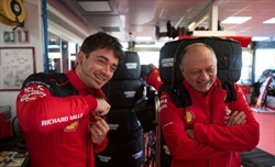 Ferrari, Leclerc commenta l'arrivo di Vasseur: «Certe cose gli riescono molto bene»