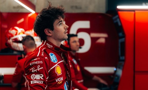 Ferrari, Leclerc fuorioso in radio: «È stato un giro di me**a. Sono deluso»
