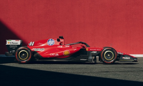 Ferrari omaggia Michael Schumacher: svelata la livrea speciale per Monza - Ferrari omaggia Michael Schumacher: svelata la livrea speciale per Monza