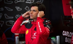Ferrari, Palmer premia Sainz con il suo momento dell'anno: «Genio al volante»