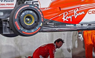 Ferrari, possibile penalità per Carlos Sainz a Las Vegas: il danno oltre la beffa? 