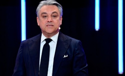 Ferrari, rumors su De Meo. Lui tiene per la Rossa, ma smentisce