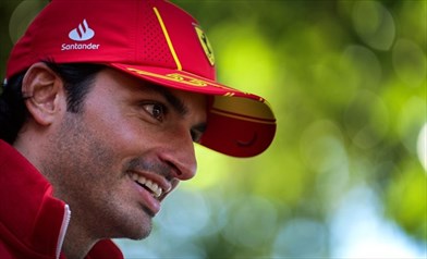Ferrari, Sainz: «Cina simile a Suzuka, simulazioni cruciali. Futuro? Nessuna novità»