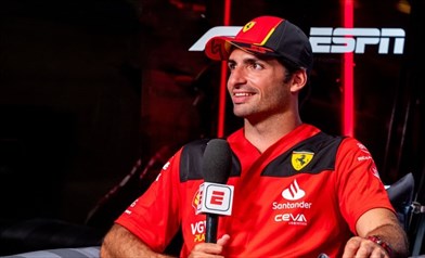 Ferrari, Sainz: «Ecco come adatto la SF-23 alla mia guida. Gomme? Gran lavoro da inizio anno»