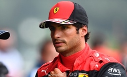 Ferrari, Sainz: «Vogliamo vincere un GP entro fine anno, serve perfezione. Suzuka? Posto magico»