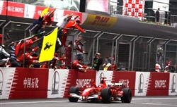 Schumacher-Ferrari, 18 anni fa l'ultima pagina di storia: Cina 2006 - Ferrari-Schumacher, 18 anni fa l'ultima pagina di storia: Cina 2006