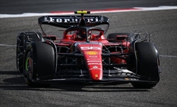 Ferrari SF-23: il muso si 'schiaccia' ed il sound del motore è mostruoso