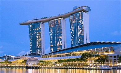 Ferrari si unisce con un'eccellenza del mondo alberghiero: partnership con Marina Bay Sands 