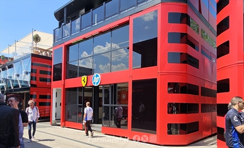 Ferrari torna al passato, Mercedes si fa piccola e la Haas innova: le novità del paddock - Ferrari torma al passato, Mercedes si fa piccola e Haas innova: le novità del paddock
