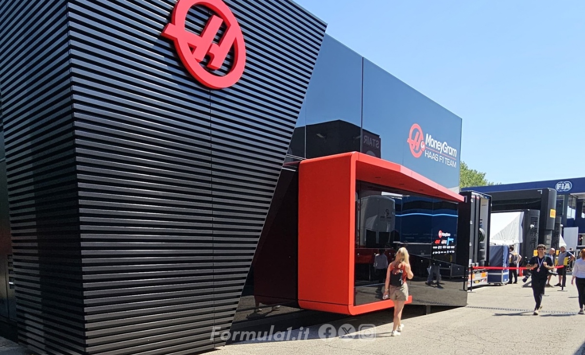 Ferrari torma al passato, Mercedes si fa piccola e Haas innova: le novità del paddock