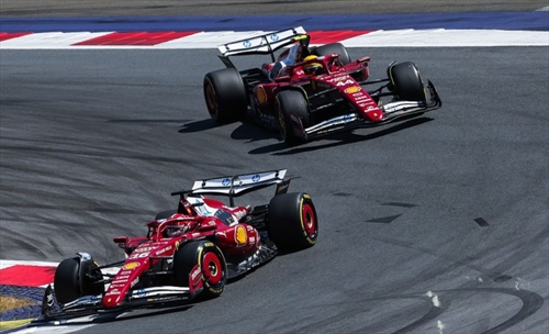 Ferrari, Vasseur chiede massima concentrazione a Silverstone: «Hamilton è motivato» - Ferrari, Vasseur chiede massima concentrazione a Silverstone: «Hamilton è motivato»