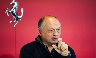 Ferrari, Vasseur: «Facile convincere Hamilton, ci pensa dal 2004. Consigli? Solo uno...»