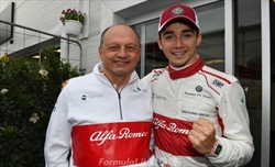 Ferrari: Vasseur pronto a trasferirsi in Italia e dedicarsi solo alla Scuderia  - Ferrari: Vasseur pronto a trasferirsi in Italia e dedicarsi solo alla Scuderia 