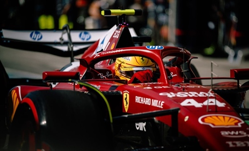 Ferrari, Vasseur: «Sfida impegnativa a Spielberg». A Hamilton le prime analisi