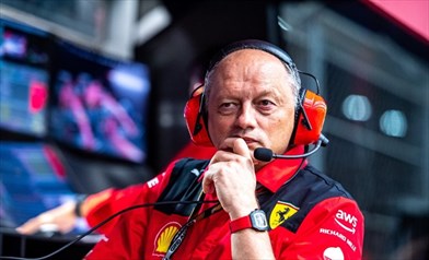 Ferrari, Vasseur: «Veloci dal primo giro. Tombino? Danni molto costosi, nessuno si è scusato»