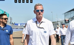 FIA, basta con le pagliacciate: il direttore di gara non si è dimesso, anzi... - FIA, basta con le pagliacciate: il direttore di gara non si è dimesso, anzi...