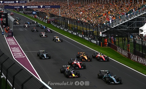 FIA, cambiato il regolamento in corsa: Buxton applaude la mossa lampo