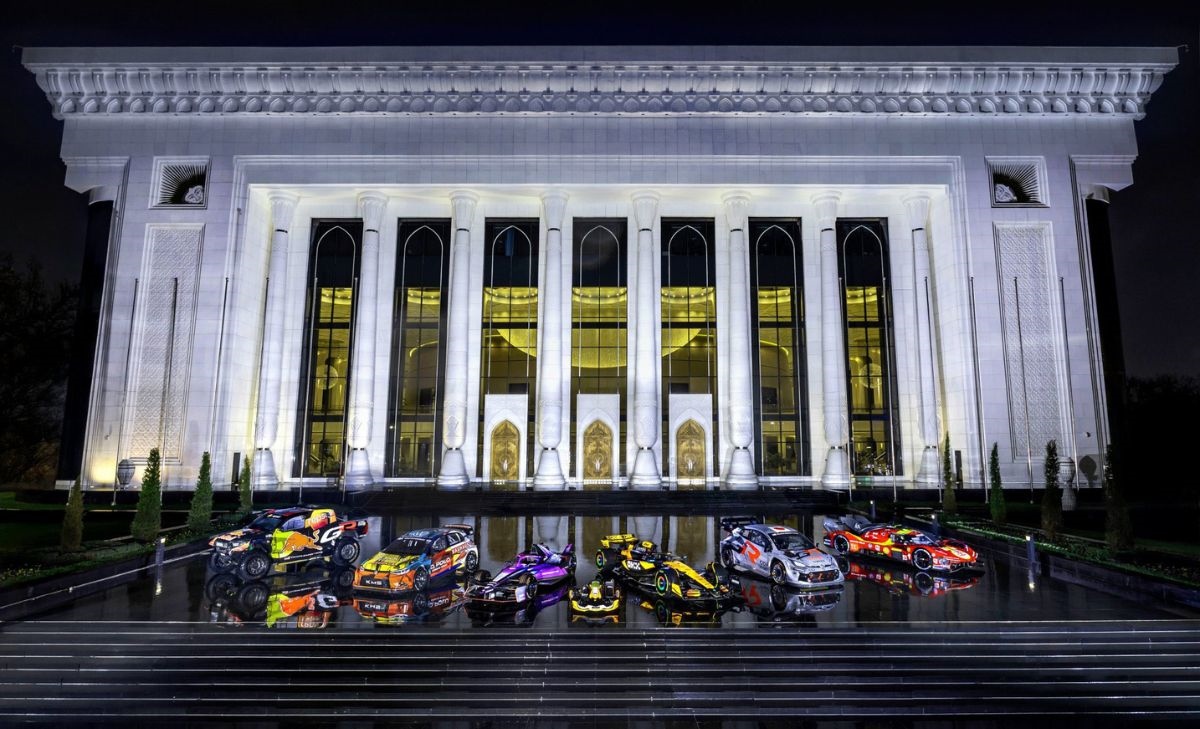 FIA Gala, Verstappen assente in Uzbekistan: il video messaggio del campione olandese