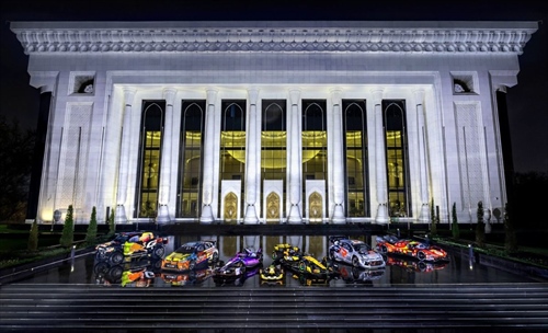 FIA Gala, Verstappen assente in Uzbekistan: il video messaggio del campione olandese