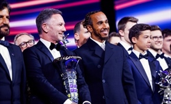 FIA Prize Giving - Horner: «Stagione straordinaria». Dedica speciale per il trofeo Costruttori - FIA Prize Giving - Horner: «Stagione straordinaria», e dedica il trofeo dei Costruttori