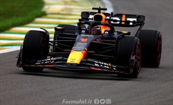 FIA senti Verstappen. L'olandese si scaglia contro la nuova regola: «Terribile e pericolosa» - FIA senti Verstappen. L'olandese si scaglia contro la nuova regola: «Terribile e pericolosa»