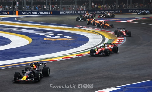 Formula 1, cambio di programma a Singapore: ecco il nuovo orario delle qualifiche - Formula 1, cambio di programma a Singapore: ecco il nuovo orario delle qualifiche