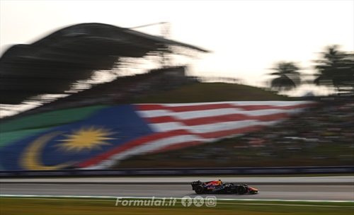 Formula 1, Sepang prepara il grande ritorno: spunta l'ipotesi della rotazione - Formula 1, Sepang prepara il grande ritorno: spunta l'ipotesi della rotazione