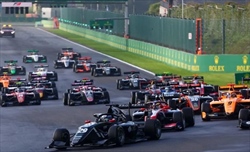 Formula 3 - All In a Monza. In sette per il titolo: Fornaroli in difesa, Mini ci prova