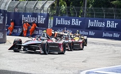 Formula E, Da Costa su Porsche vince a Misano, battuto Rowland in volata