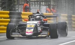Formula Regional - GP di Macau 2024: Ugochukwu in pole domani, disastro Prema
