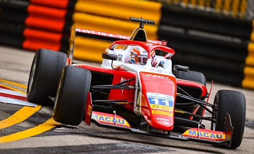 Formula Regional - GP Macau 2025, qualifiche 1: dominio Slater e Italia in difficoltà
