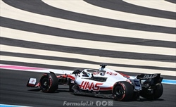 FOTO - GP Ungheria, tanti aggiornamenti per Haas: ala posteriore al limite per Aston Martin