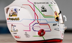 FOTO - I caschi speciali per il GP di Cina