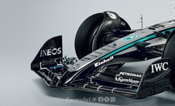 FOTO - La Mercedes svela la vera W16 e Wolff mette le mani avanti: «Antonelli sarà incostante» - FOTO - La Mercedes svela la vera W16 e Wolff mette le mani avanti: «Antonelli sarà incostante»