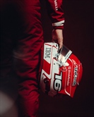 FOTO - Leclerc presenta il casco per la stagione 2025 - FOTO - Leclerc presenta il casco per la stagione 2025
