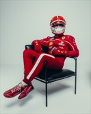 FOTO - Leclerc presenta il casco per la stagione 2025 - FOTO - Leclerc presenta il casco per la stagione 2025