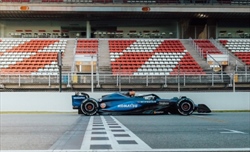 FOTO - Non solo la Ferrari in pista a Barcellona: i primi scatti di Sainz con la Williams