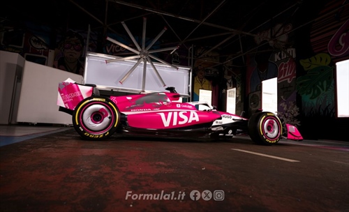 FOTO - Racing Bulls, svelata la livrea speciale per il GP di Miami - FOTO - Racing Bulls, svelata la livrea speciale per il GP di Miami