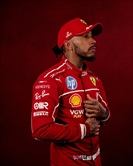 FOTO - UFFICIALE: Ferrari, svelate le tute per la stagione 2025 - FOTO - UFFICIALE: Ferrari, svelate le tute per la stagione 2025