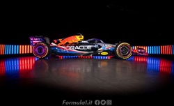 FOTO - UFFICIALE - Red Bull, presentata la livrea speciale per il GP degli Stati Uniti - FOTO - UFFICIALE - Red Bull, presentata la livrea speciale per il GP degli Stati Uniti