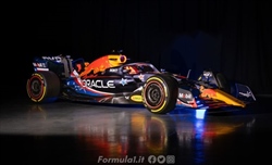 FOTO - UFFICIALE - Red Bull, presentata la livrea speciale per il GP degli Stati Uniti - FOTO - UFFICIALE - Red Bull, presentata la livrea speciale per il GP degli Stati Uniti