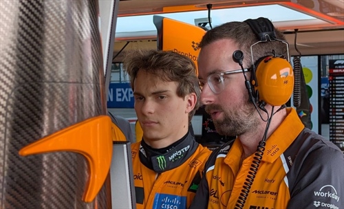 FP1 Baku: probabile problema alla Power Unit per la McLaren di Piastri