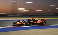 PL1 GP Qatar - S'infiamma la lotta per il costruttori, Ferrari e McLaren si marcano strette - FP1 Qatar - S'infiamma la lotta per il costruttori, Ferrari e McLaren si marcano strette