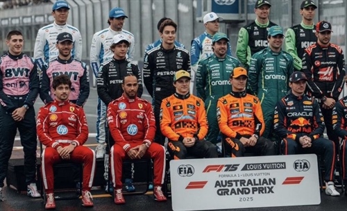 Fuori giri, Ep.1: Supereroi e Ring