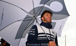 Gasly: Lotta con Hamilton? Non è stato difficile tenerlo dietro, era solo un trenino frustrante - Gasly