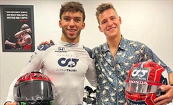 Gasly vero numero 10: sbarca nel mondo del calcio. E Quartararo scherza sui social