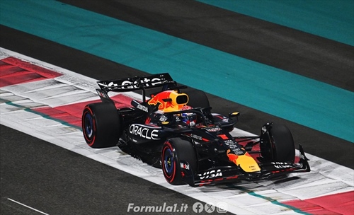 GP Abu Dhabi - Qualifiche: Pole per Verstappen, ma Norris non lo molla. Quinto Leclerc - GP Abu Dhabi - Qualifiche: Pole per Verstappen, ma Norris non lo molla. Quinto Leclerc