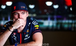 GP Abu Dhabi - Verstappen e l'episodio in pit lane: «Andavano piano, dovevano spostarsi»