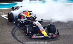 GP Abu Dhabi - Verstappen vince anche l’ultima. Grandioso Leclerc, ma non basta - GP Abu Dhabi - Verstappen vince anche l’ultima. Grandioso Leclerc, ma non basta